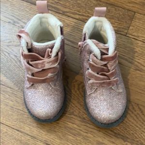 Toddler girl pink glittery combat boots